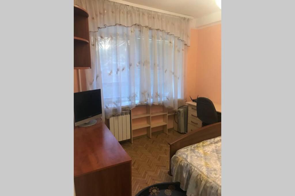 Уютненькая Квартирка Киев Екстериор снимка